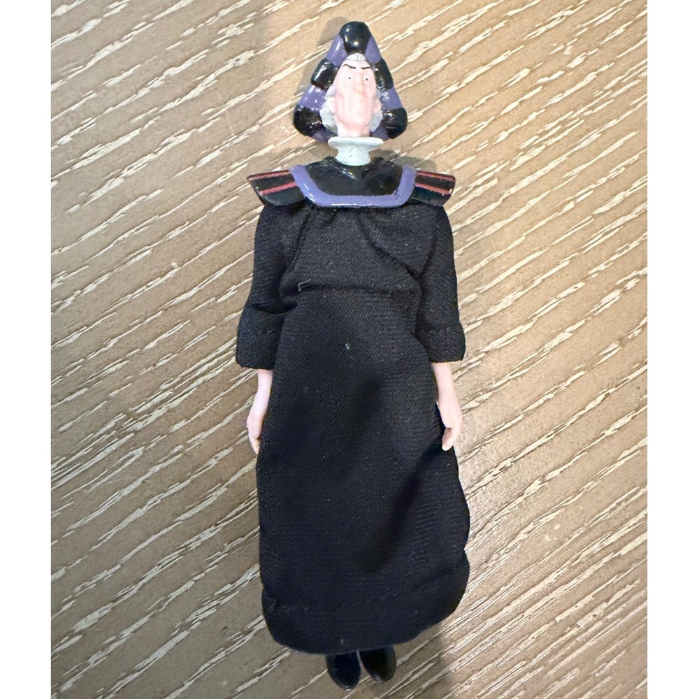 1996 Hunchback of Notre Dame Burger King Toy Claude Frollo Disney Figure IBF42